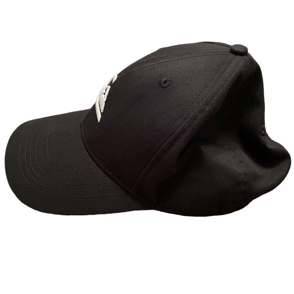 QUIKSILVER Black Surf Hat w/ White Logo Adjustable Cap - Picture 2 of 6